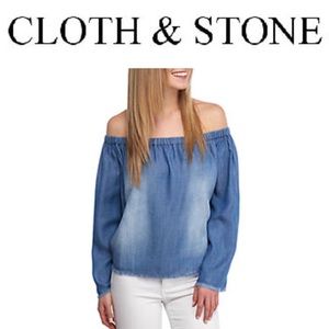 🆕 Anthropologie Frayed Off Shoulder Top